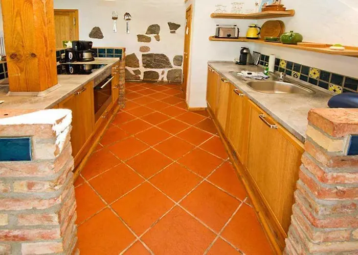 Rote Scheune סלין